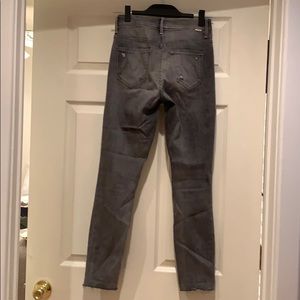 Mother High Waisted Looker GREY skinny jean !